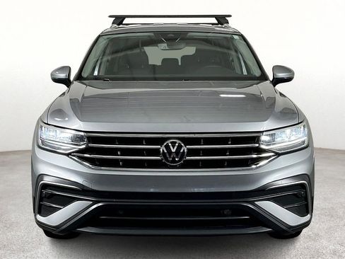 Used 2023 Volkswagen Tiguan SE image 5