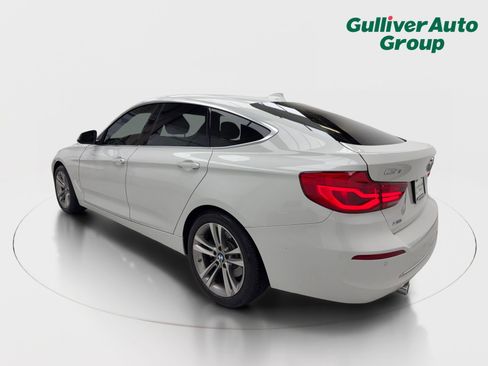 Used 2018 BMW 340i Gran Turismo xDrive image 4