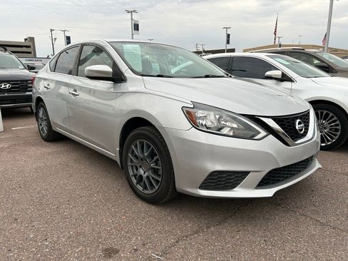 Used 2019 Nissan Sentra S image 1