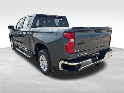 Used 2020 Chevrolet Silverado 1500 LT image 3