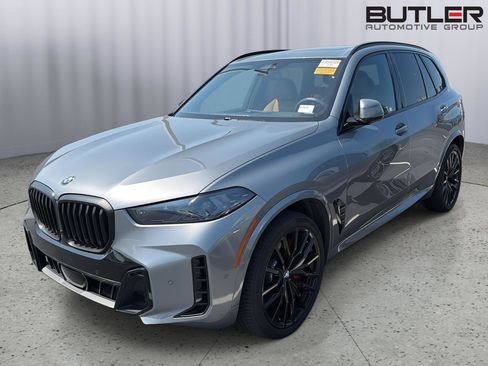 Certified 2024 BMW X5 sDrive40i w/ M Sport Package RWD image 1