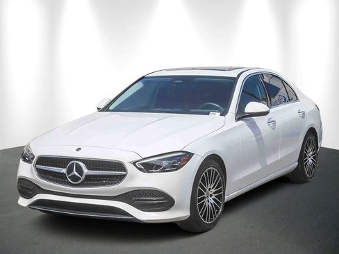 Used 2023 Mercedes-Benz C 300 Sedan image 3