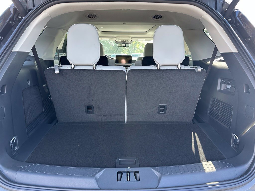New 2026 Ford Explorer Platinum w/ LUX Leather Package AWD/4WD image 26