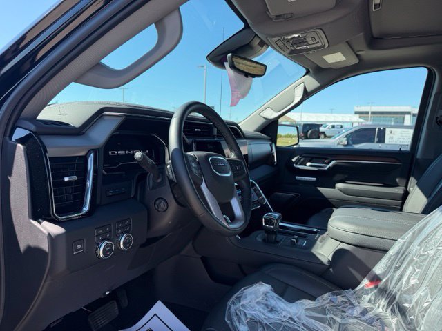 Used 2024 GMC Sierra 1500 Denali w/ Denali Reserve Package AWD/4WD image 14