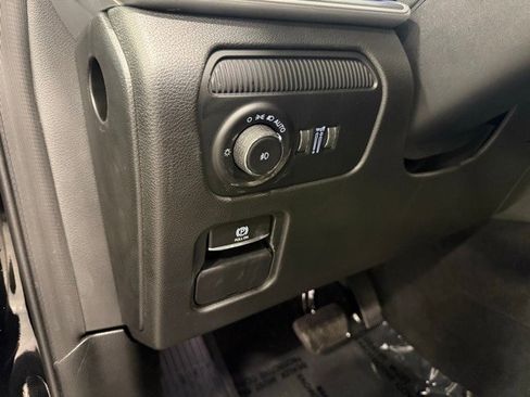 New 2025 Jeep Wagoneer Series III w/ Premium Group I image 12