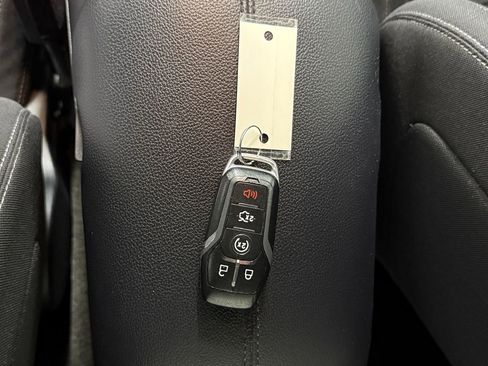 Used 2017 Ford Mustang GT image 30