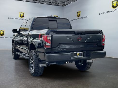 Used 2024 Nissan Titan PRO-4X w/ Pro-4x Convenience Package AWD/4WD image 7