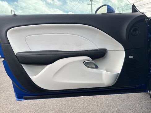 Used 2018 Dodge Challenger SXT Plus image 22