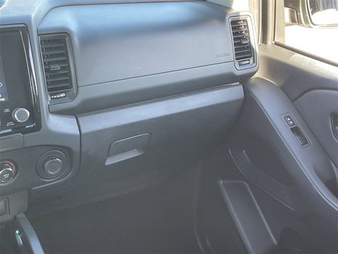 Used 2022 Nissan Frontier S w/ Technology Package image 17