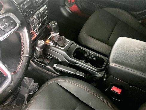 Used 2020 Jeep Gladiator Rubicon image 16