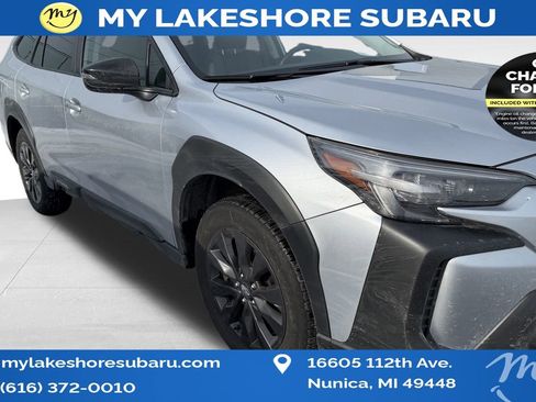 Used 2025 Subaru Outback Onyx Edition XT image 1