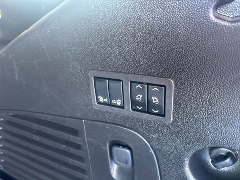 Used 2016 Chevrolet Tahoe LT image 14