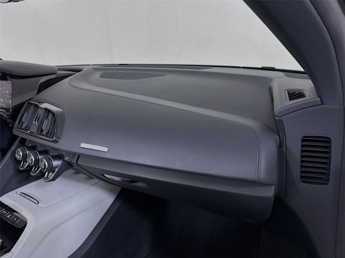 Used 2021 Audi R8 V10 w/ Premium Package image 26