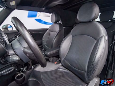 Used 2011 MINI Cooper S w/ Convenience Pkg image 16