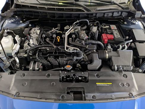 Used 2025 Nissan Altima 2.5 SV FWD image 27