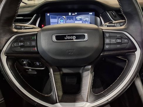 Certified 2021 Jeep Grand Cherokee L Limited w/ Luxury Tech Group II AWD/4WD image 15