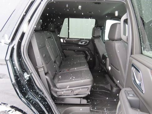 Used 2024 Chevrolet Tahoe Z71 w/ Z71 Off-Road Package image 28