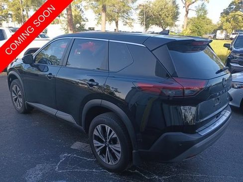 Used 2022 Nissan Rogue SV FWD image 3