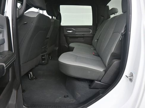 Used 2022 RAM 3500 Big Horn AWD/4WD image 13