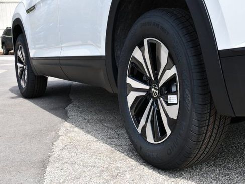 New 2026 Volkswagen Atlas Cross Sport SE AWD/4WD image 9