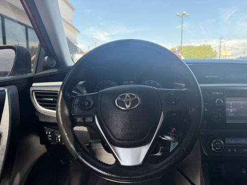 Used 2016 Toyota Corolla S FWD image 15