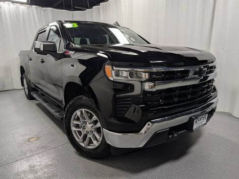 Certified 2023 Chevrolet Silverado 1500 LT AWD/4WD image 2