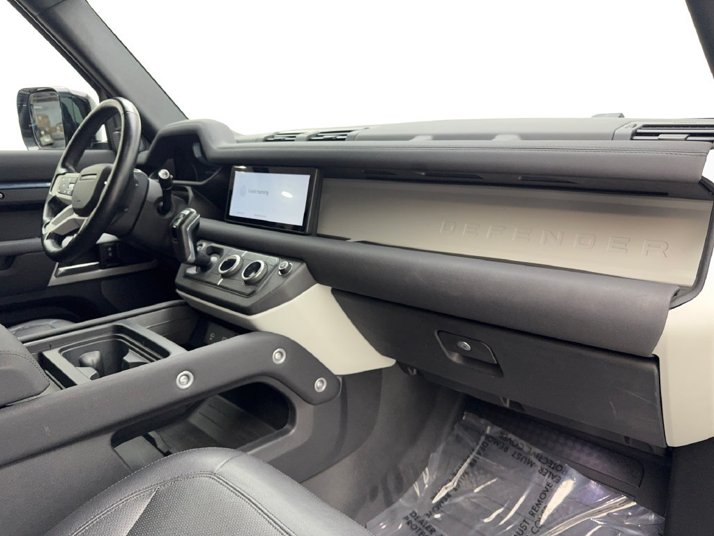 Used 2023 Land Rover Defender 110 SE AWD/4WD image 54
