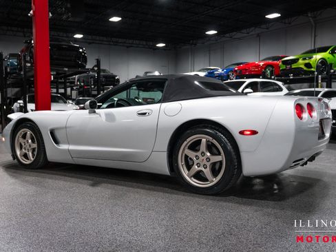 Used 1999 Chevrolet Corvette Convertible w/ Memory Pkg image 34