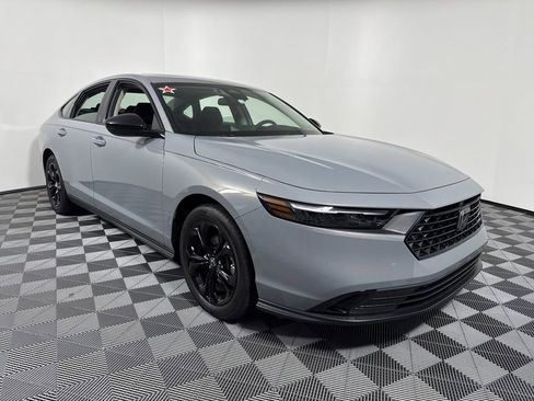 New 2025 Honda Accord SE image 9