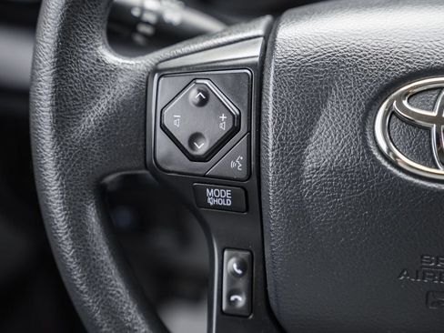 Used 2019 Toyota Tundra SR AWD/4WD image 24