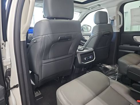 New 2026 Ford Expedition Max Active AWD/4WD image 36