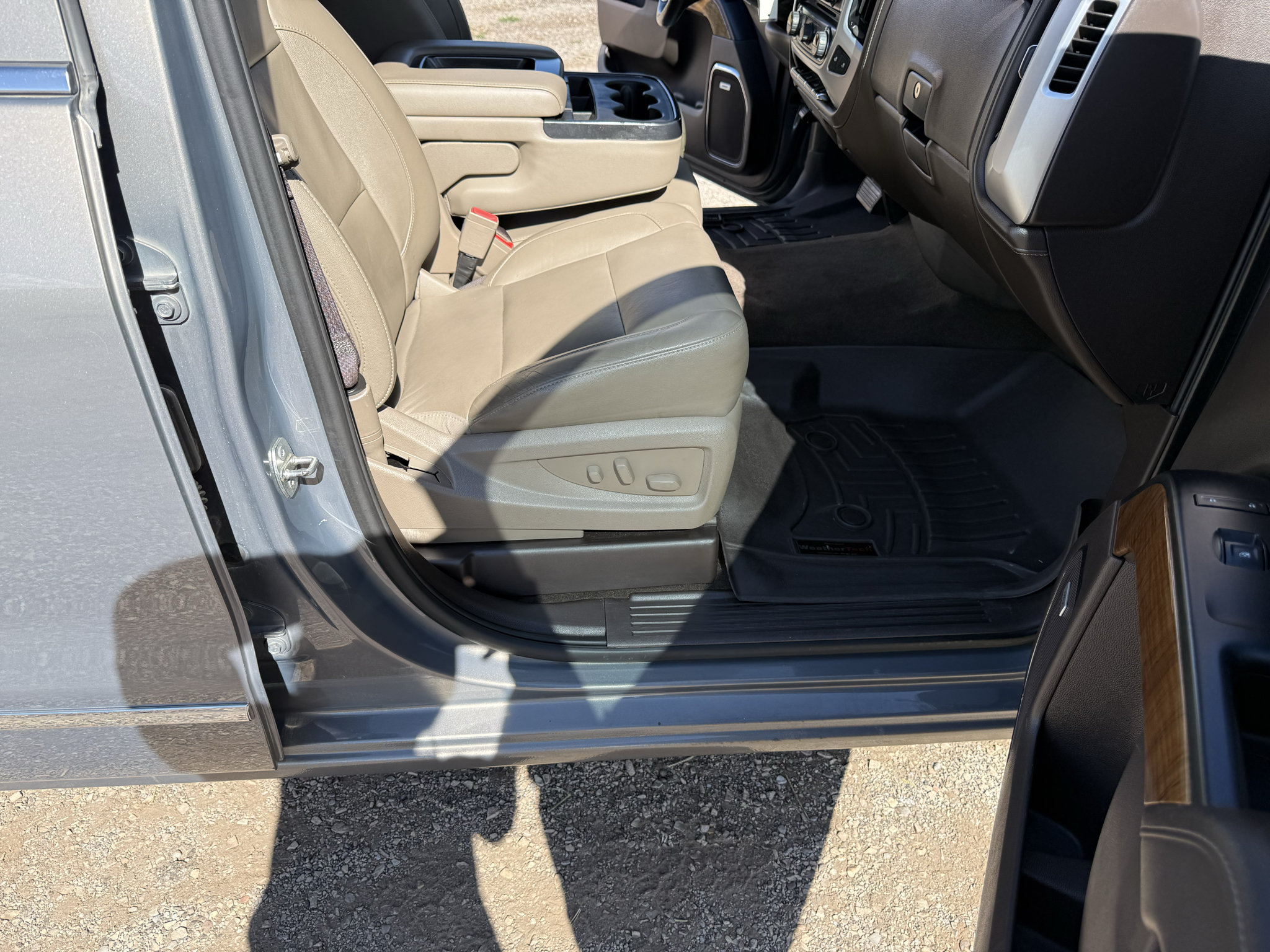 Used 2017 GMC Sierra 1500 SLT w/ SLT Premium Package AWD/4WD image 40