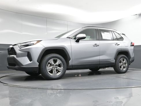 Certified 2024 Toyota RAV4 XLE image 23
