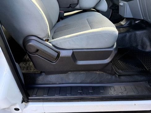 Used 2014 Ford F450 XL w/ Power Equipment Group image 18