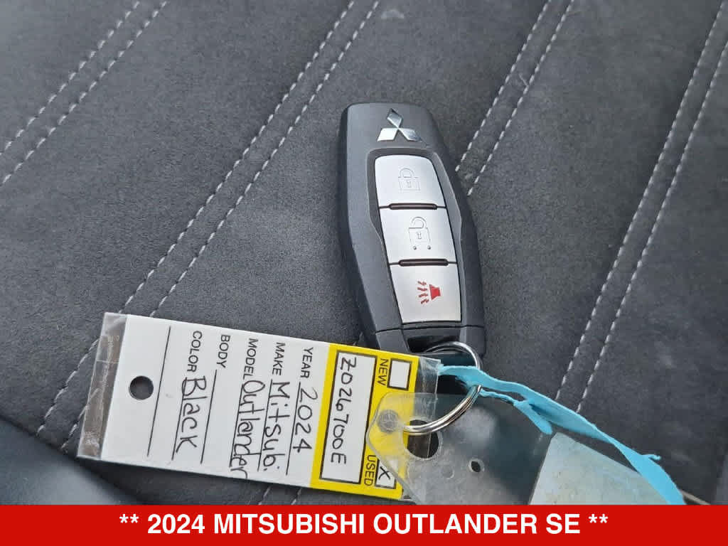 Used 2024 Mitsubishi Outlander SE AWD/4WD image 33