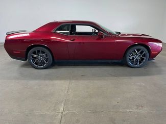Used 2023 Dodge Challenger SXT w/ Blacktop Package RWD video 2