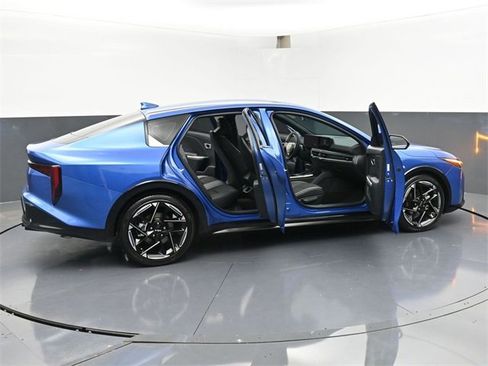 Used 2025 Kia K4 GT-Line image 46