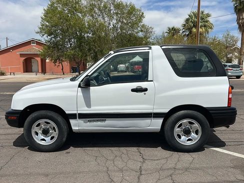 Used 1999 Chevrolet Tracker 2WD Convertible image 3