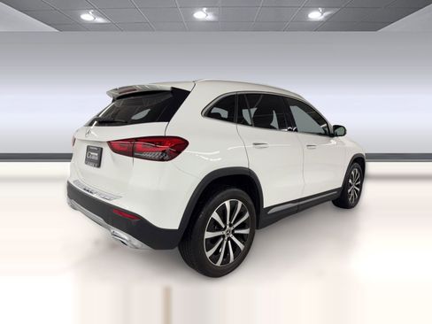 Certified 2023 Mercedes-Benz GLA 250 w/ Premium Package image 9