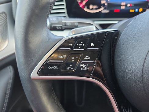 Certified 2025 Mercedes-Benz GLS 450 4MATIC image 22