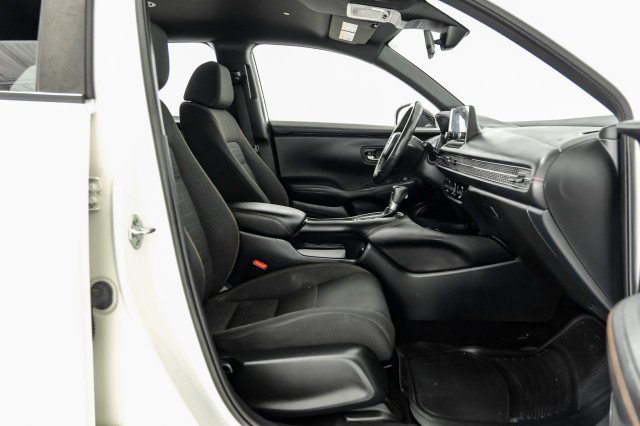 Used 2023 Honda HR-V Sport image 37