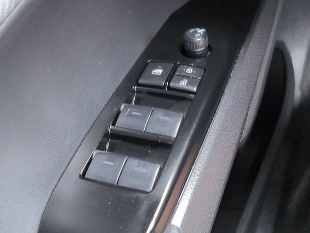Certified 2025 Toyota Camry SE FWD image 21