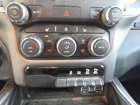 Used 2021 RAM 1500 Big Horn AWD/4WD image 15
