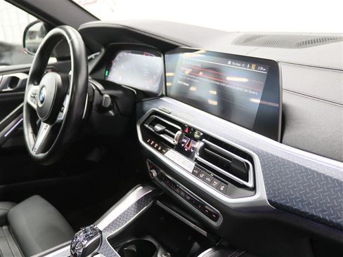 Used 2021 BMW X6 M50i w/ Executive Package AWD/4WD image 34