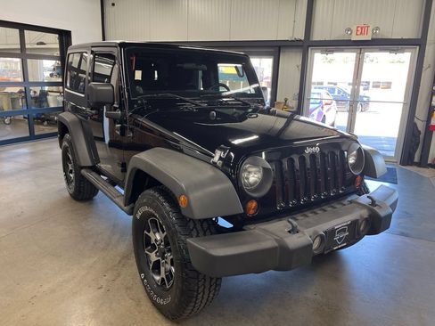Used 2012 Jeep Wrangler Sport AWD/4WD image 21