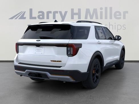 New 2026 Ford Explorer Tremor AWD/4WD image 8
