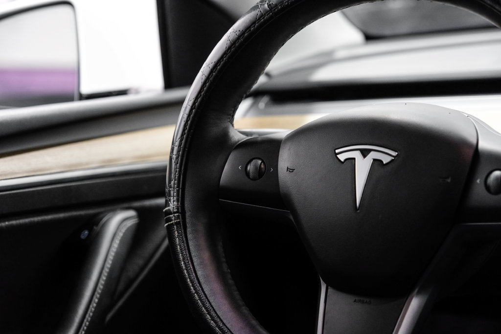 Used 2023 Tesla Model Y Long Range AWD/4WD image 20
