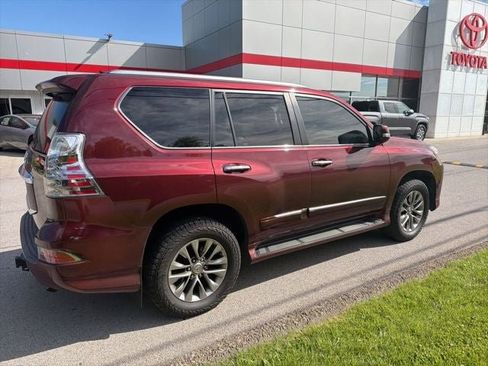Used 2018 Lexus GX 460 Luxury AWD/4WD image 9