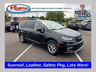 Used 2024 Chrysler Pacifica Limited w/ Trailer Tow Group FWD video 1