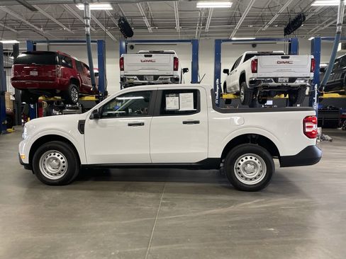 Used 2024 Ford Maverick XL image 4